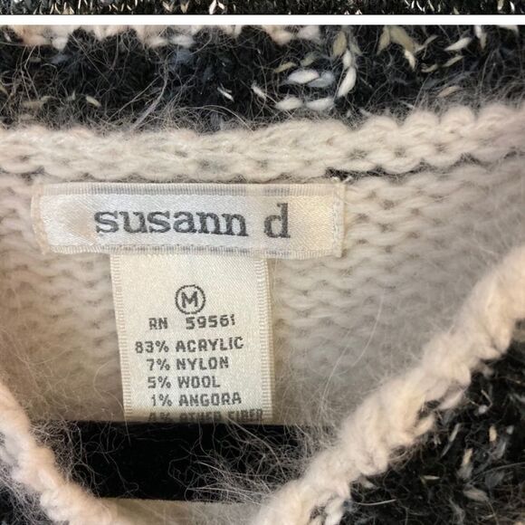 Susann D- Vintage Wool Blend Sweater with Shoulder Pads and Faux Leather Detail - Picture 4 of 4